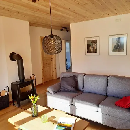 Hof Ruemland Apartmán *